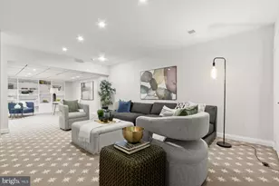 4297 Embassy Park Dr NW, Washington, DC 20016 - Photo 30