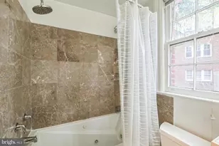 208 Farragut St NW, Washington, DC 20011 - Photo 18