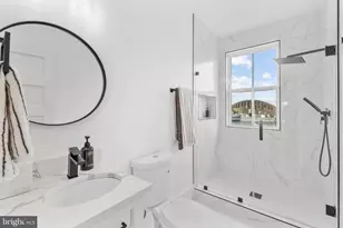 113 18th St SE, Washington, DC 20003 - Photo 18