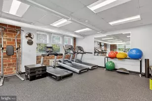 4000 Cathedral Ave NW, Washington, DC 20016 - Photo 28