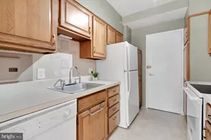 4740 Connecticut Ave NW, Washington, DC 20008 - Photo 10