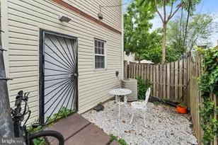 550 Hobart Pl NW, Washington, DC 20001 - Photo 20