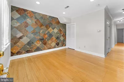550 Hobart Place NW #1, Washington, DC 20001 - Photo 10