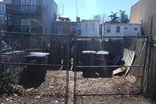 1718 Independence Ave SE, Washington, DC 20003 - Photo 34