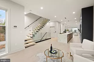 6116 30th St NW, Washington, DC 20015 - Photo 8