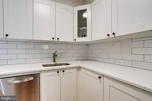 520 N St SW, Washington, DC 20024 - Photo 8