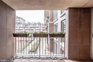 520 N St SW, Washington, DC 20024 - Photo 34