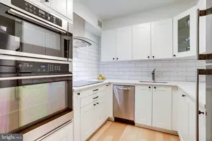 520 N St SW, Washington, DC 20024 - Photo 6