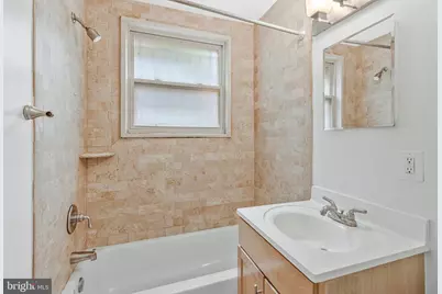 2832 Hartford Street SE #104, Washington, DC 20020 - Photo 8