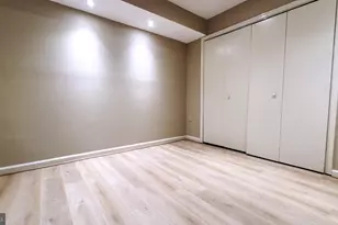 1010 22nd St NW, Washington, DC 20037 - Photo 16