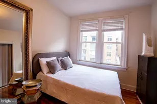 1121 24th St NW, Washington, DC 20037 - Photo 2