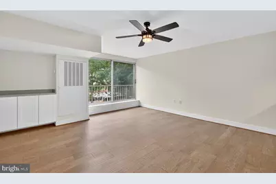 800 4th Street SW #S221, Washington, DC 20024 - Photo 10