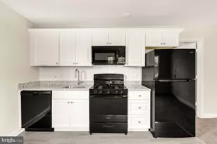 4401 Gault Pl NE, Washington, DC 20019 - Photo 6