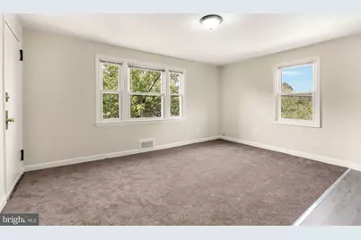 4401 Gault Place NE, Washington, DC 20019 - Photo 4