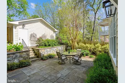 5601 Broad Branch Road NW, Washington, DC 20015 - Photo 8