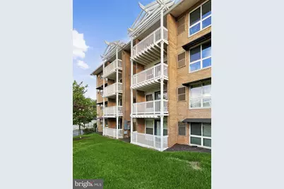 2607 Douglass Road SE #402, Washington, DC 20020 - Photo 2