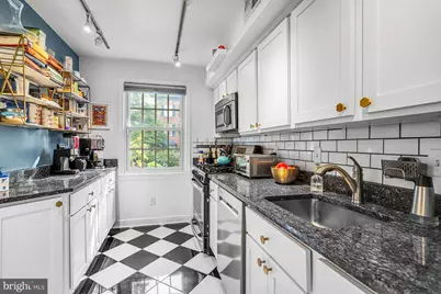 213 9th Street SE, Washington, DC 20003 - Photo 12