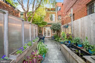 213 9th St SE, Washington, DC 20003 - Photo 64