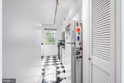 213 9th Street SE, Washington, DC 20003 - Photo 18