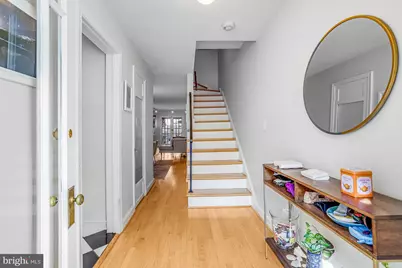 213 9th Street SE, Washington, DC 20003 - Photo 8
