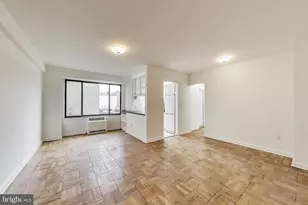 1 Scott Cir NW, Washington, DC 20036 - Photo 2