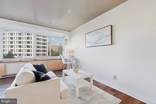 1330 New Hampshire Ave NW, Washington, DC 20036 - Photo 12