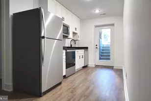 213 Seaton Pl NE, Washington, DC 20002 - Photo 2