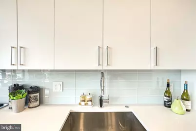 1345 K Street SE #406, Washington, DC 20003 - Photo 6