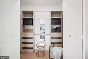 4201 Cathedral Ave NW, Washington, DC 20016 - Photo 16