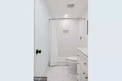 626 I Street NE, Washington, DC 20002 - Photo 64