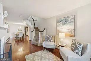 1239 30th St NW, Washington, DC 20007 - Photo 2