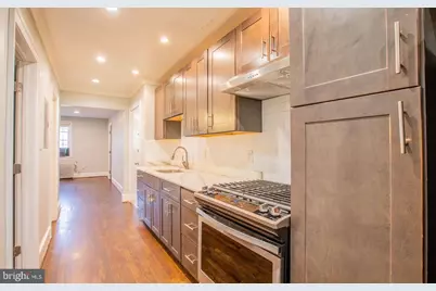 5009 1st Street NW #4, Washington, DC 20011 - Photo 2