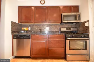 210 Peabody St NE, Washington, DC 20011 - Photo 46