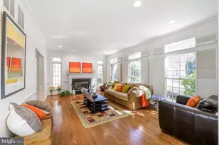 5119 Warren Pl NW, Washington, DC 20016 - Photo 4