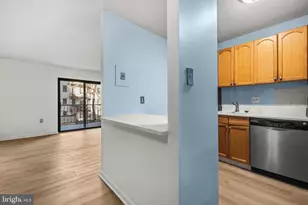 1718 P St NW, Washington, DC 20036 - Photo 16