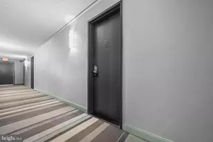 1718 P St NW, Washington, DC 20036 - Photo 22