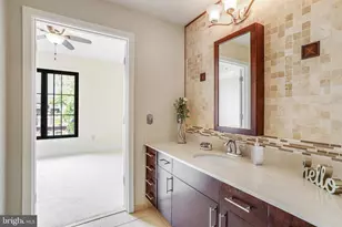 910 M St NW, Washington, DC 20001 - Photo 12