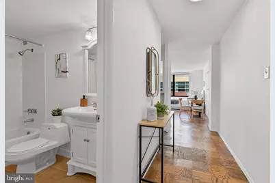 1301 20th Street NW #901, Washington, DC 20036 - Photo 14