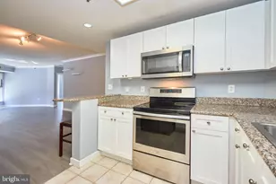 777 7th St NW, Washington, DC 20001 - Photo 18