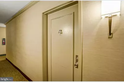 1301 20th Street NW #501, Washington, DC 20036 - Photo 4