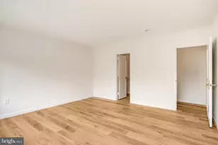 4101 Cathedral Ave NW, Washington, DC 20016 - Photo 22