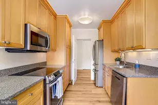 4101 Cathedral Ave NW, Washington, DC 20016 - Photo 12