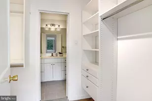 4101 Cathedral Ave NW, Washington, DC 20016 - Photo 24