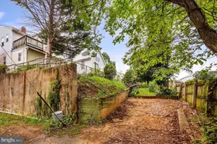 4225 Gault Pl NE, Washington, DC 20019 - Photo 32