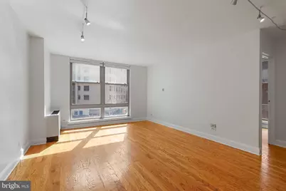 1260 21st Street NW #306, Washington, DC 20036 - Photo 4