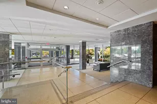 2475 Virginia Ave NW, Washington, DC 20037 - Photo 22