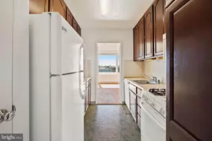 2475 Virginia Ave NW, Washington, DC 20037 - Photo 4