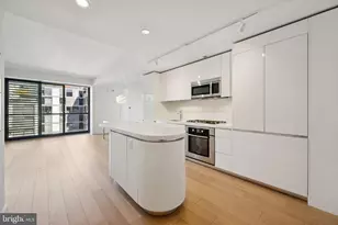 925 H St NW, Washington, DC 20001 - Photo 4