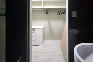 4201 Cathedral Ave NW, Washington, DC 20016 - Photo 16