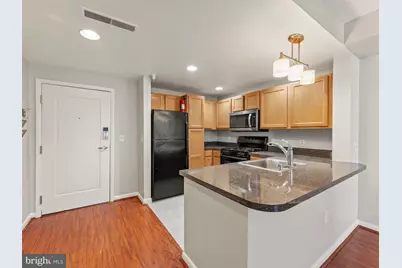 350 G Street SW #N310, Washington, DC 20024 - Photo 2